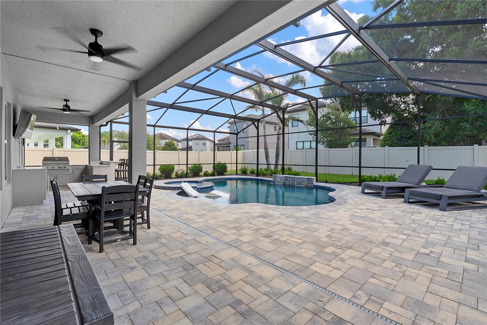 1117 WADING WATERS CIR