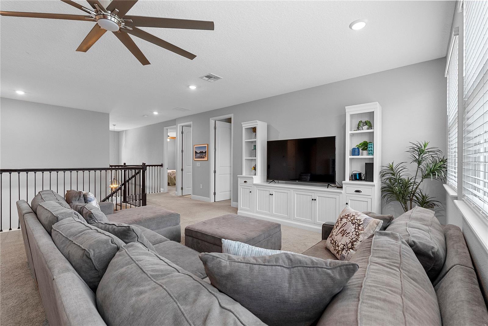 1117 WADING WATERS CIR