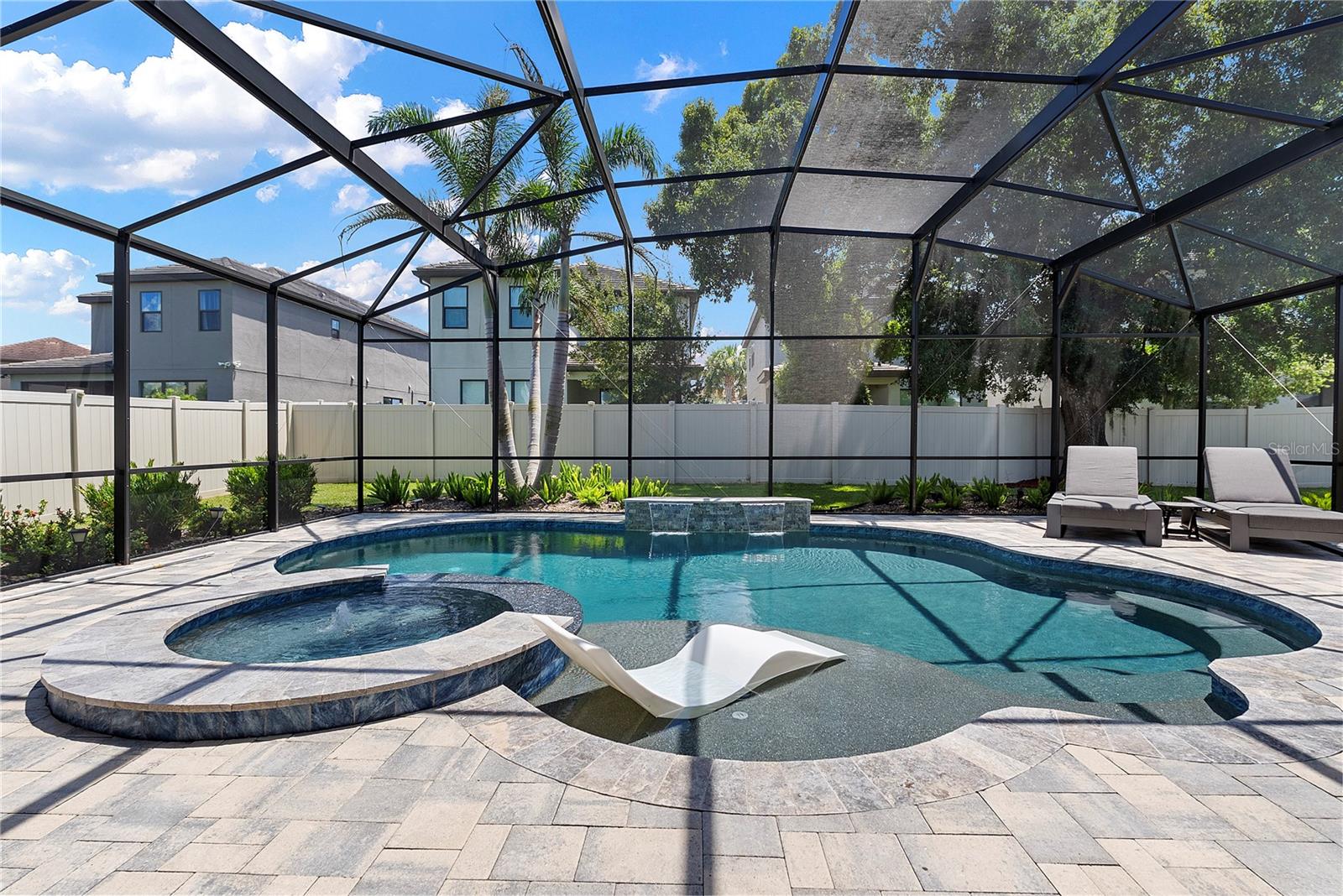 1117 WADING WATERS CIR