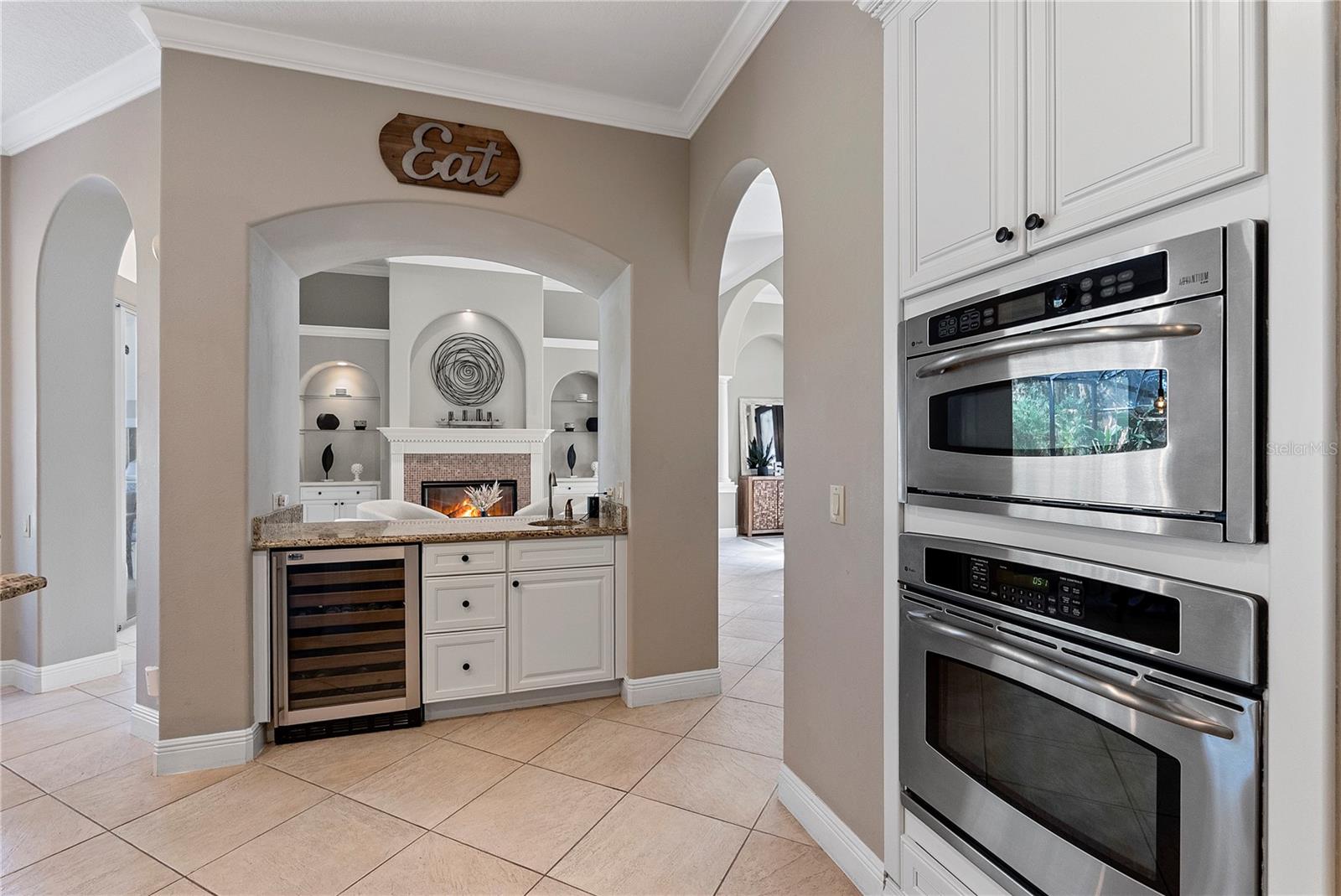 9626 HATTON CIR