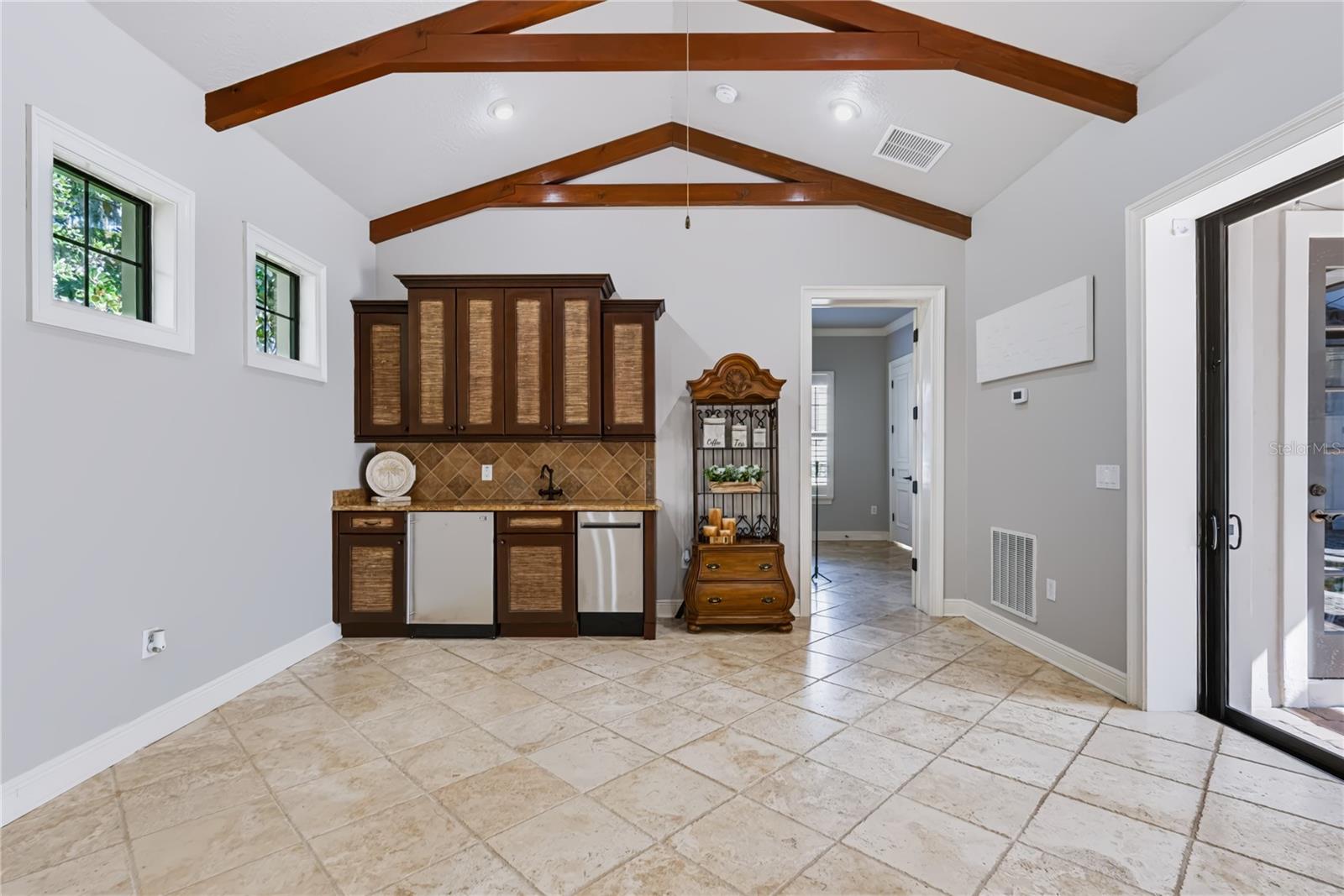 7760 ISLEWOOD CT