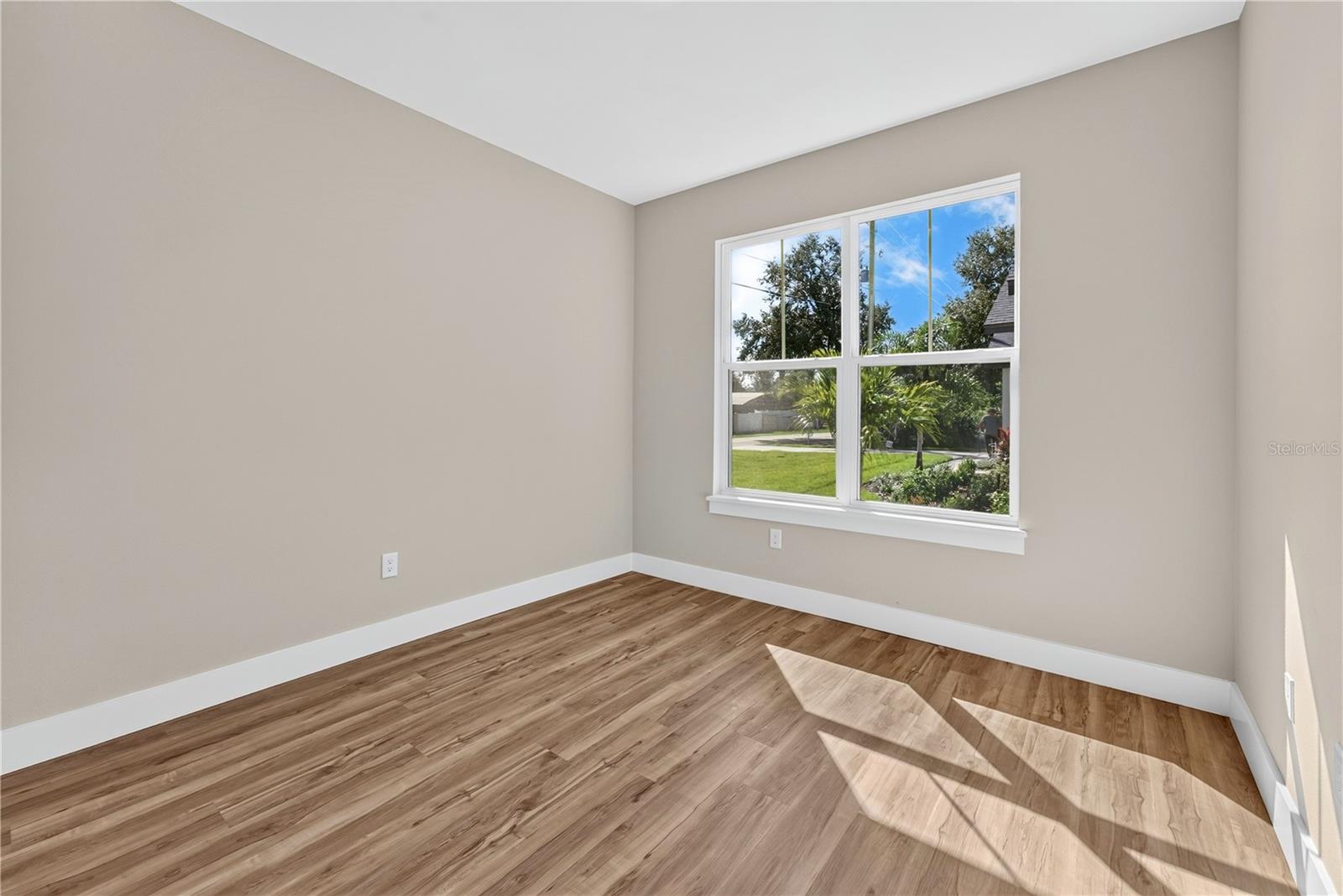 1522 SAWYERWOOD AVE