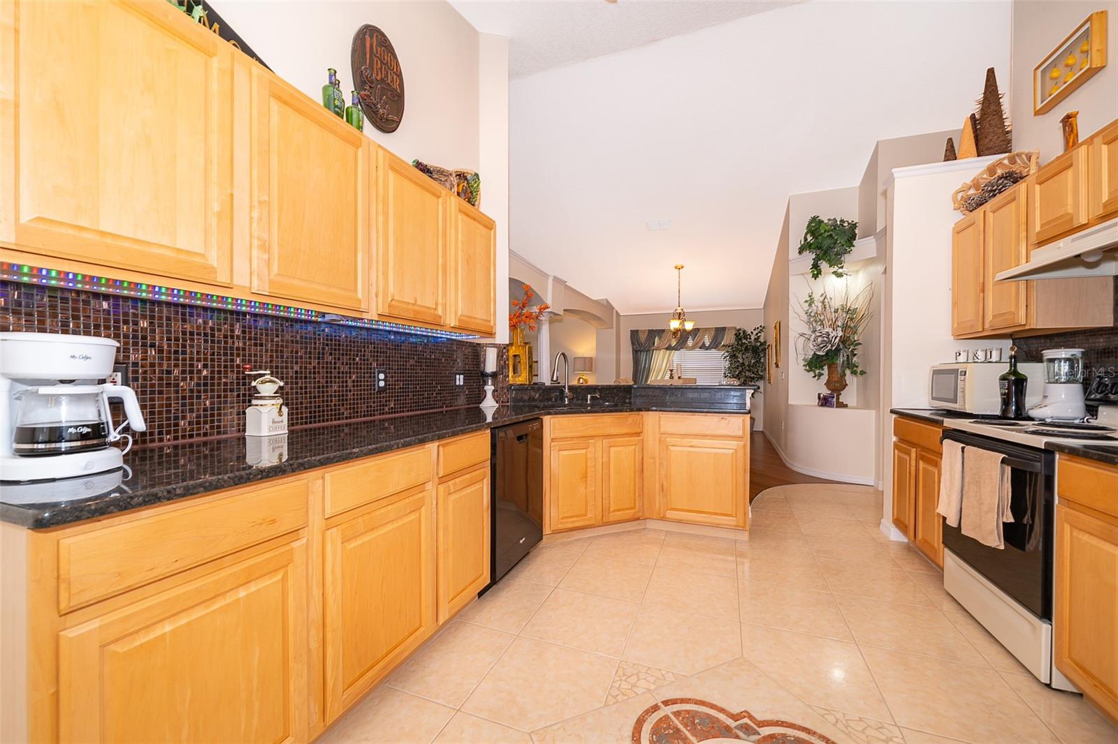 113 THORNBURY DR