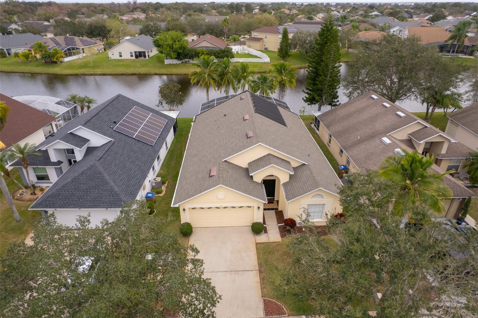 113 THORNBURY DR