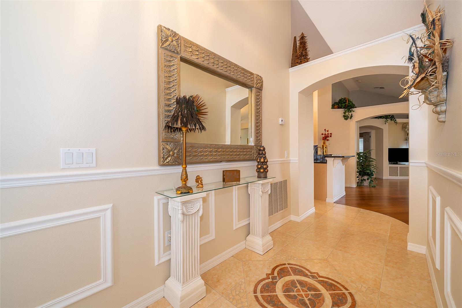 113 THORNBURY DR