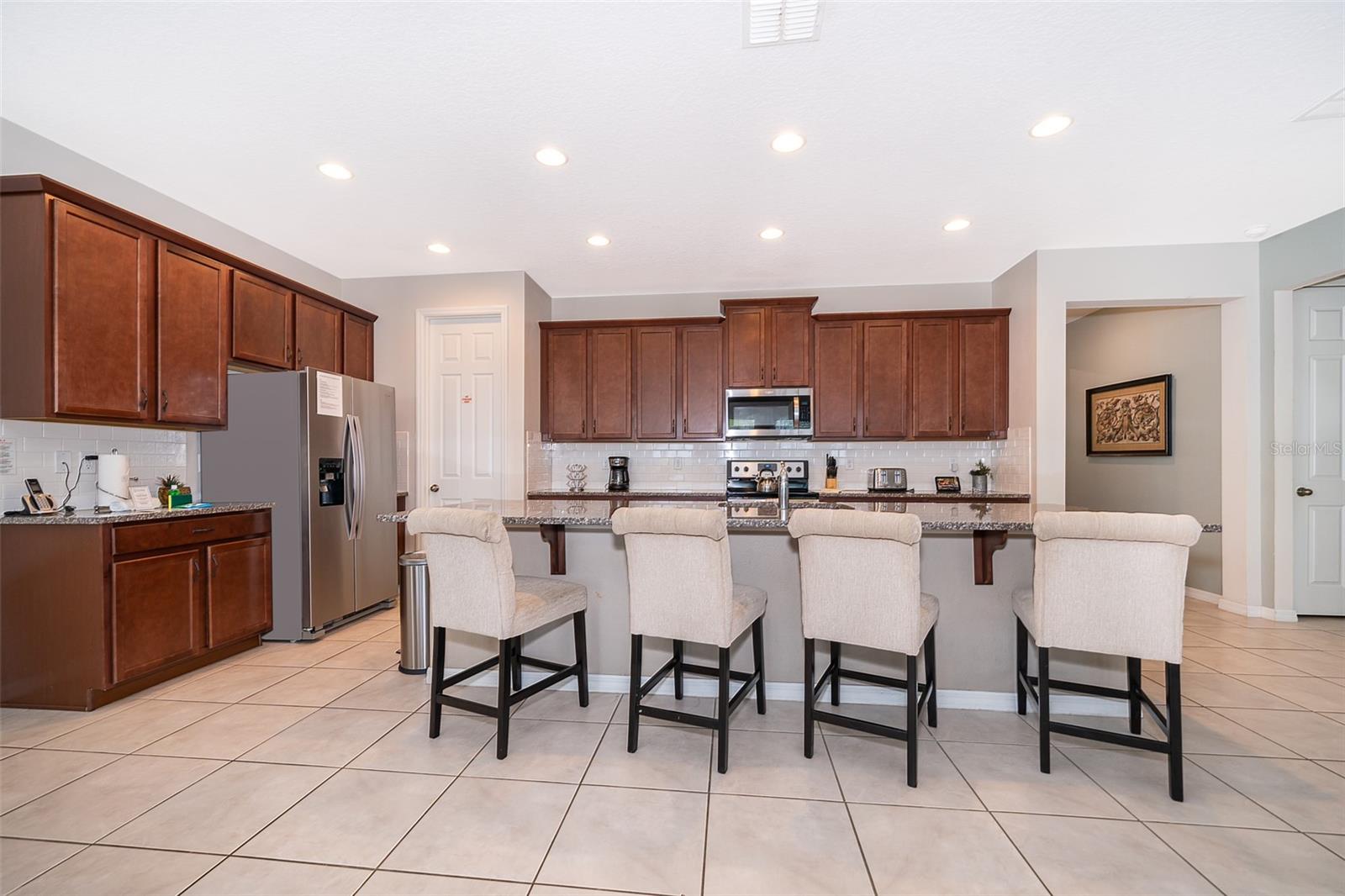 9005 SUNSHINE RIDGE LOOP