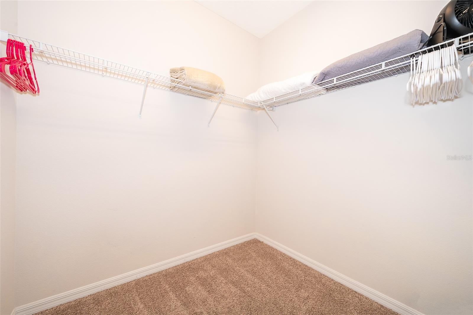 9005 SUNSHINE RIDGE LOOP