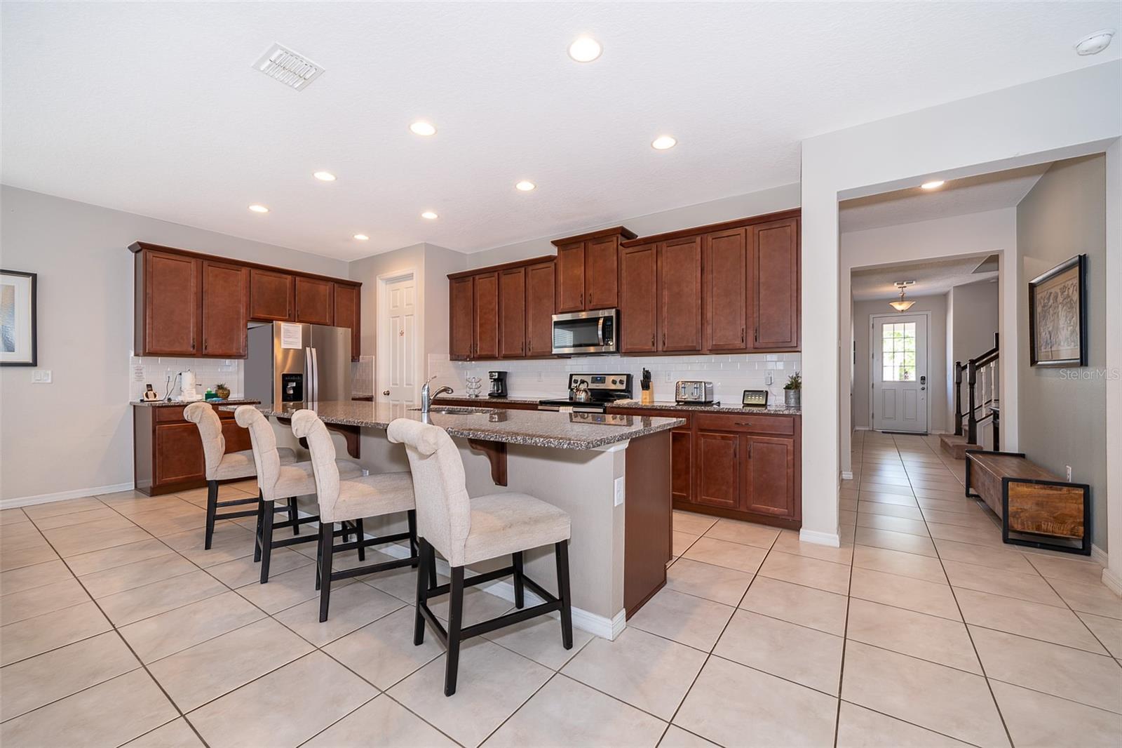 9005 SUNSHINE RIDGE LOOP