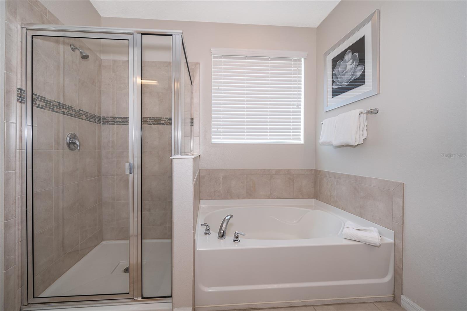 9005 SUNSHINE RIDGE LOOP