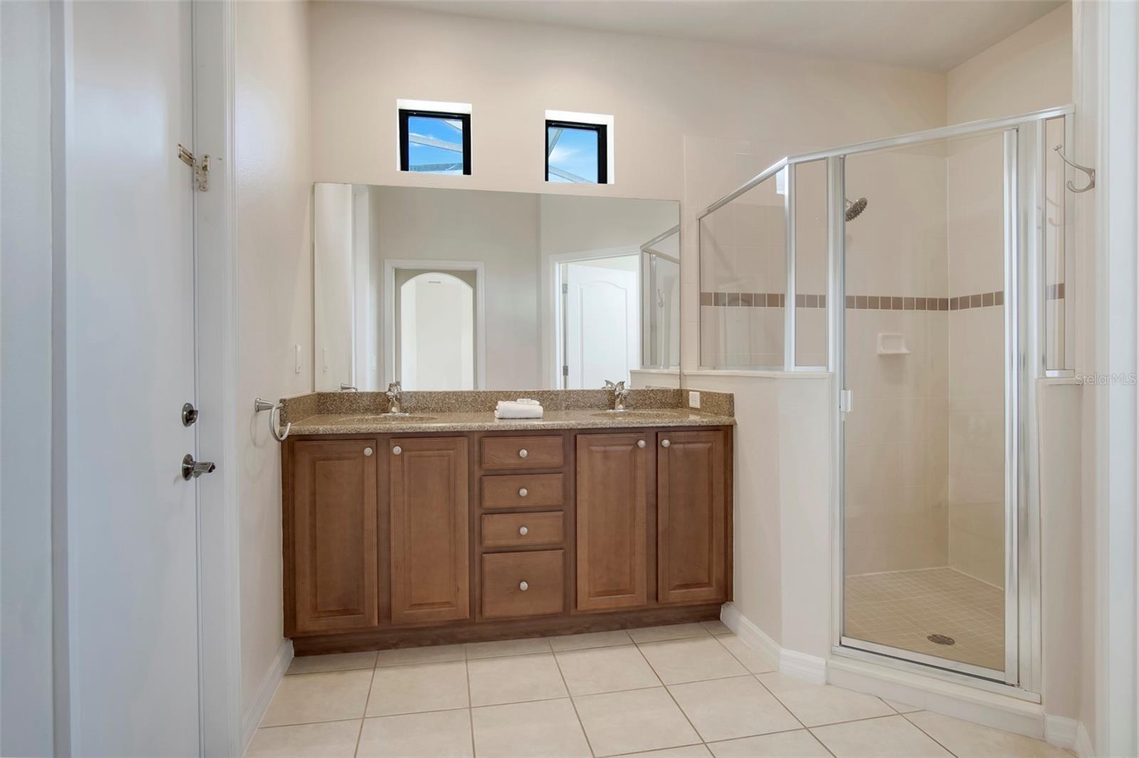 2929 SIESTA VIEW DR