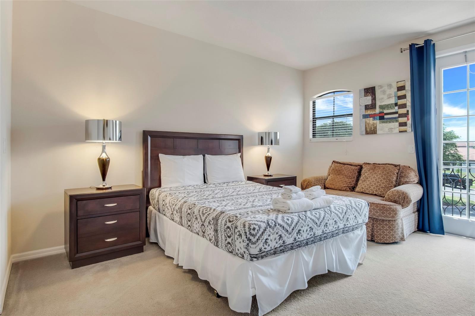 2929 SIESTA VIEW DR