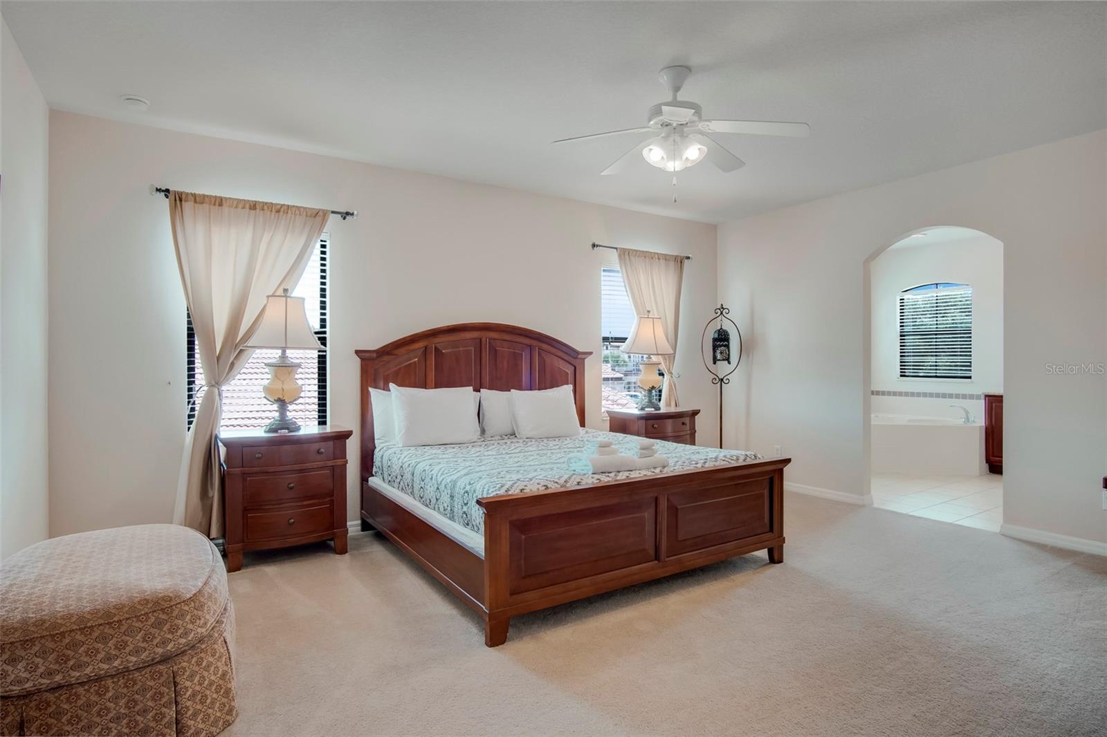 2929 SIESTA VIEW DR