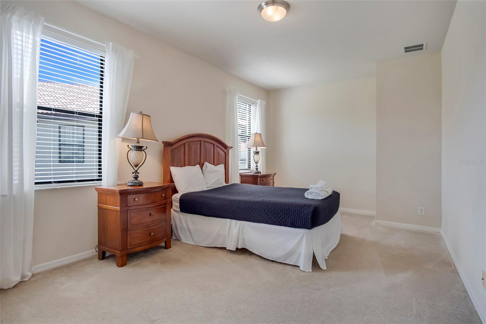 2929 SIESTA VIEW DR