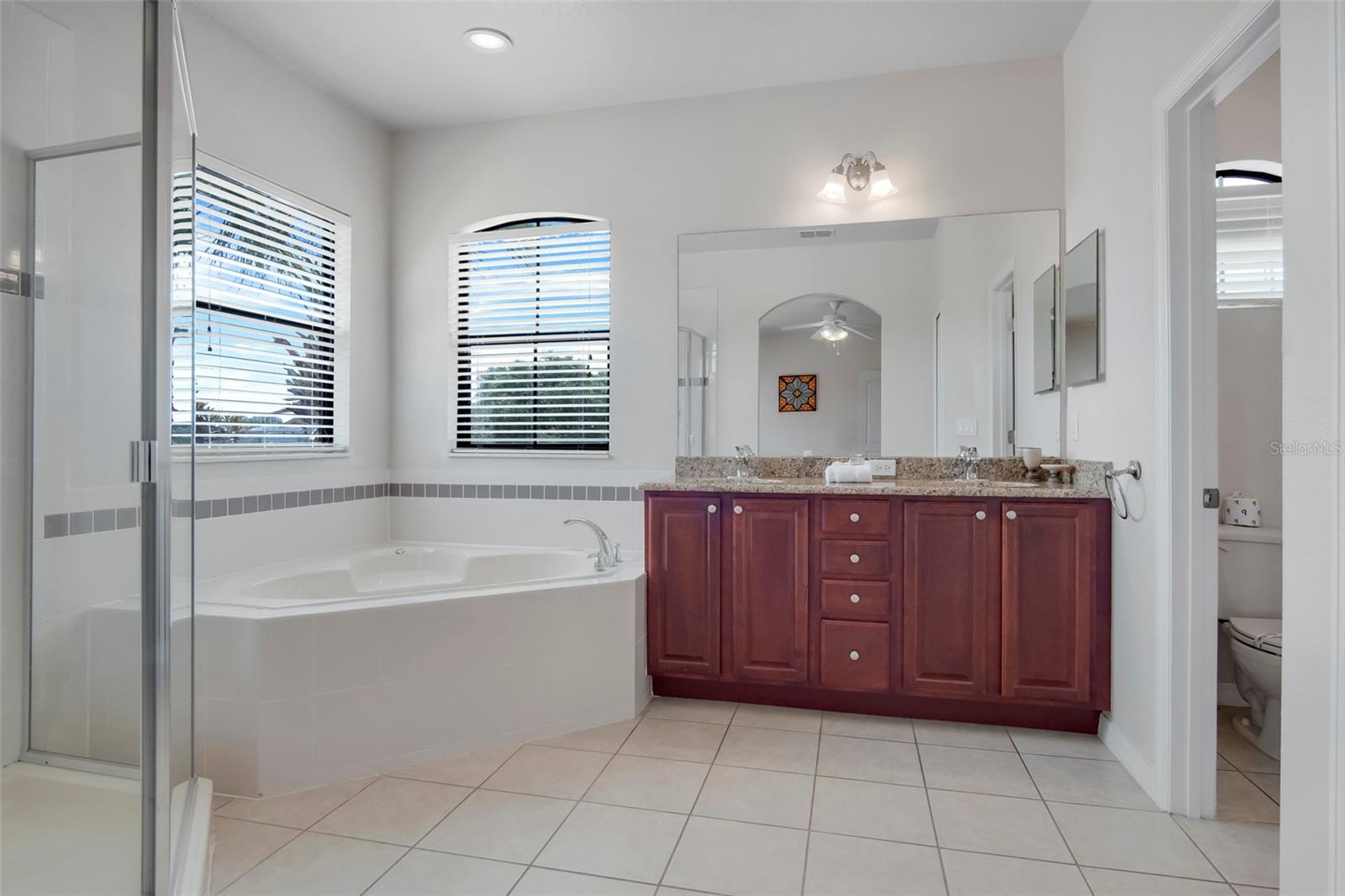 2929 SIESTA VIEW DR