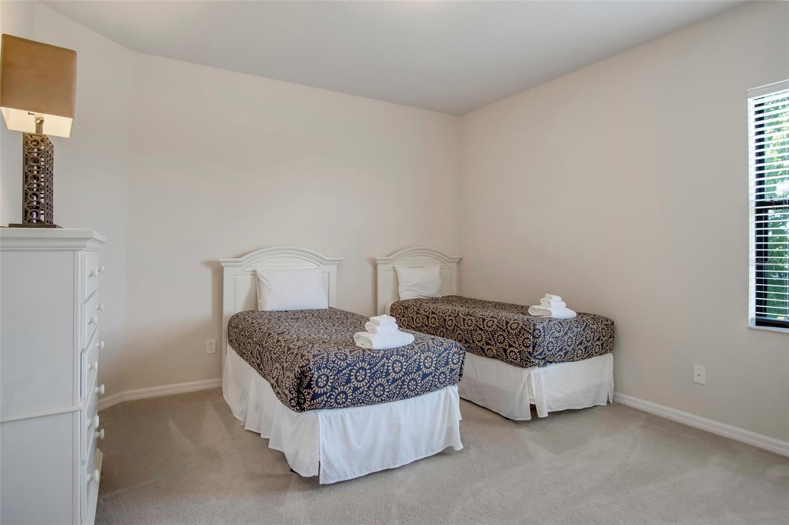 2929 SIESTA VIEW DR