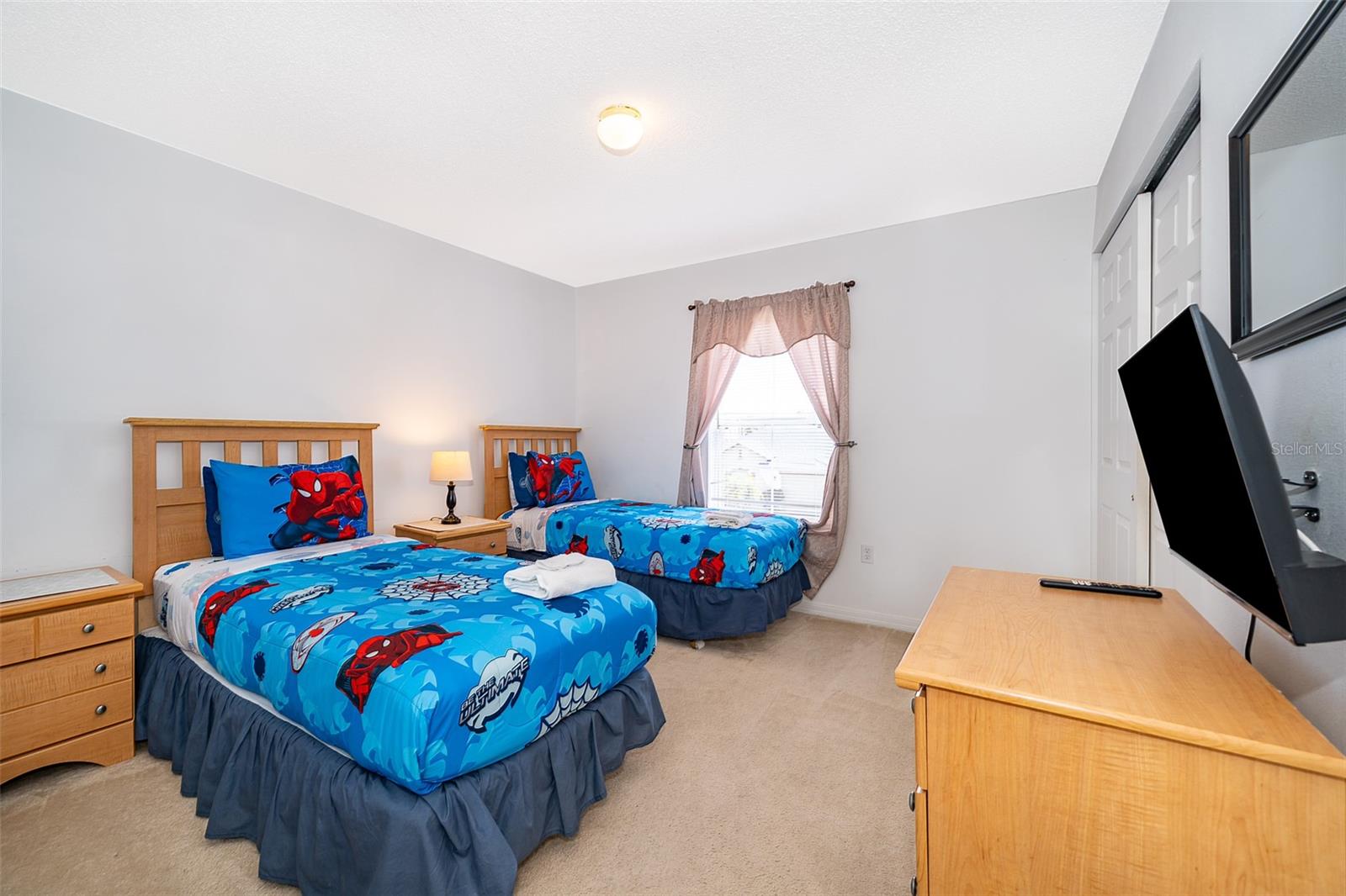 826 ELDERBERRY DR