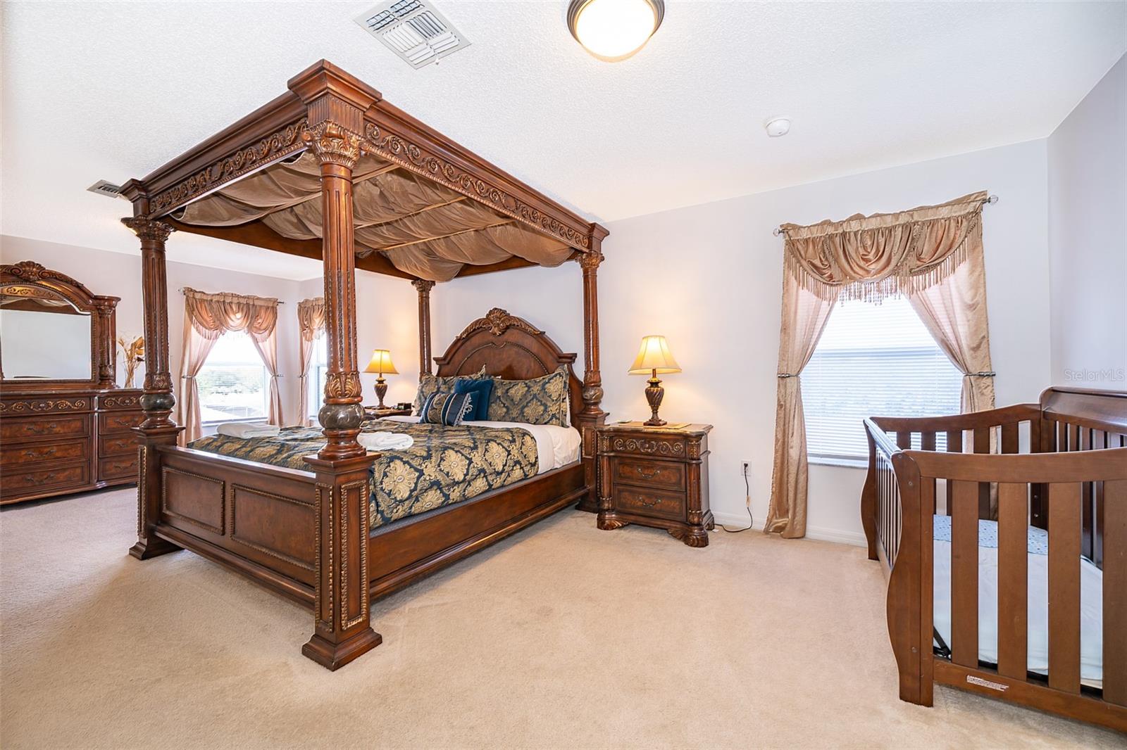 826 ELDERBERRY DR