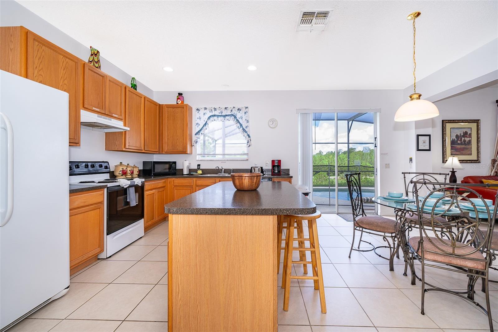 826 ELDERBERRY DR