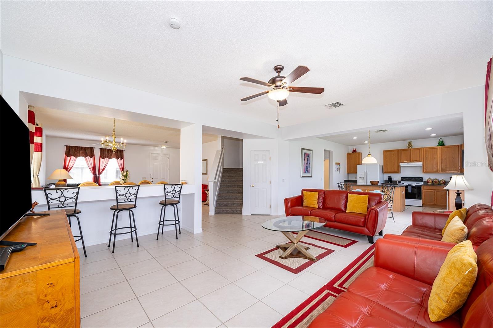 826 ELDERBERRY DR