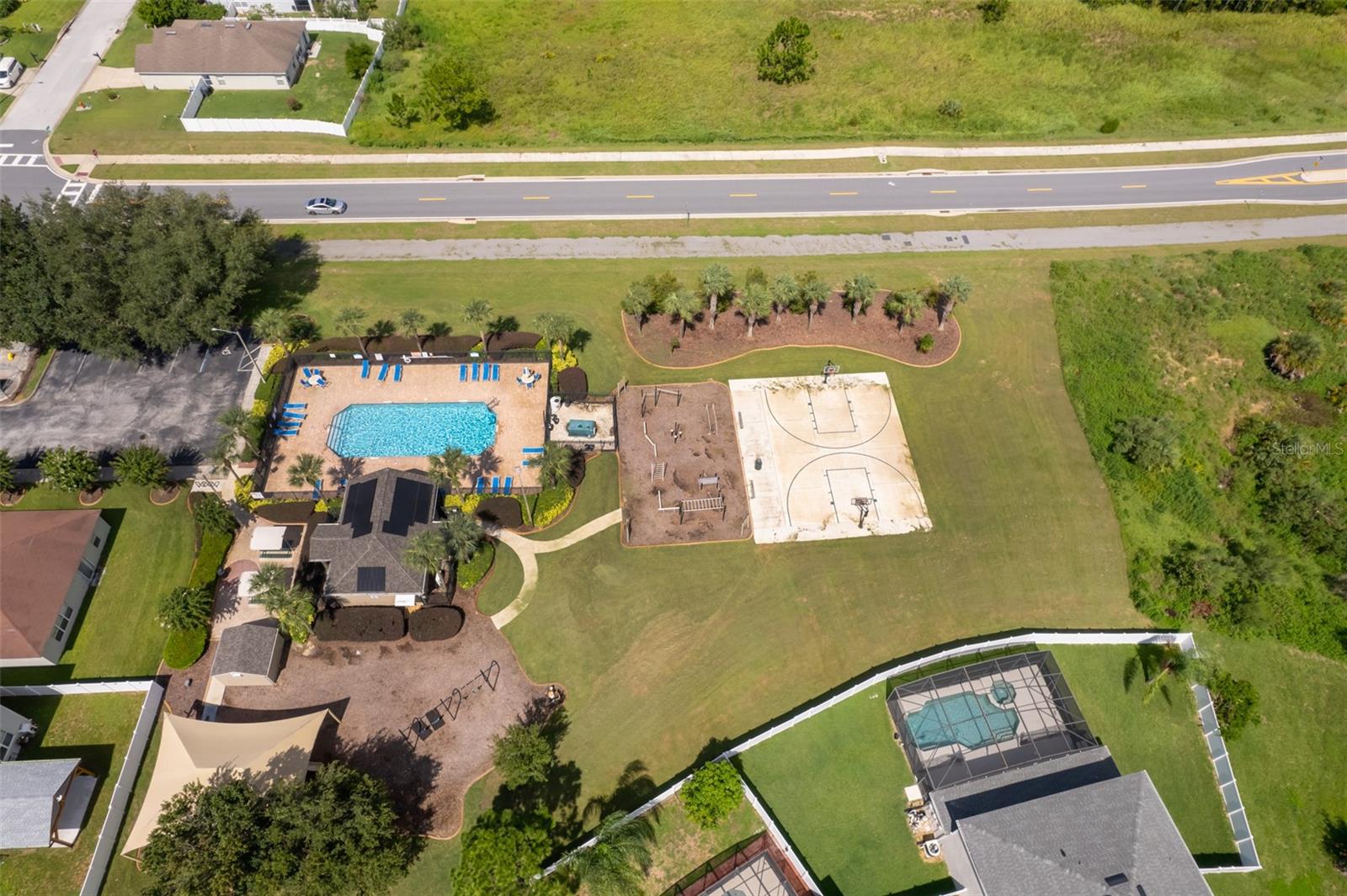 826 ELDERBERRY DR