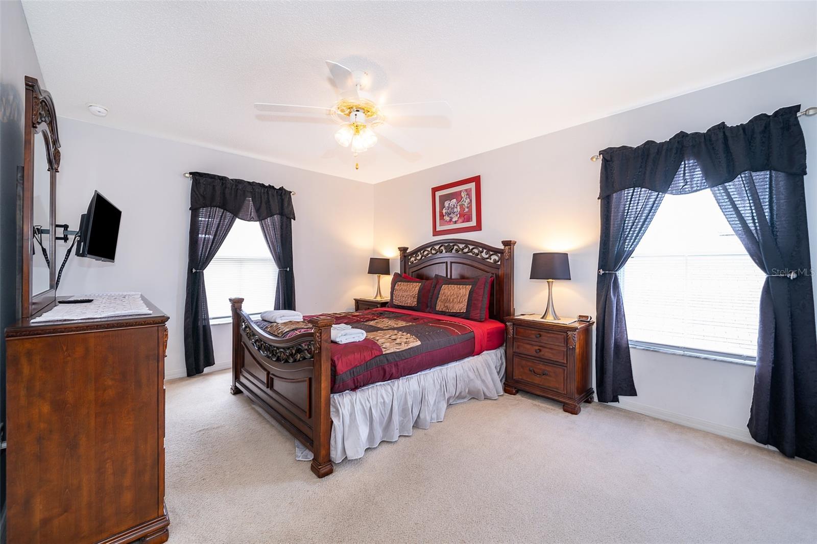 826 ELDERBERRY DR