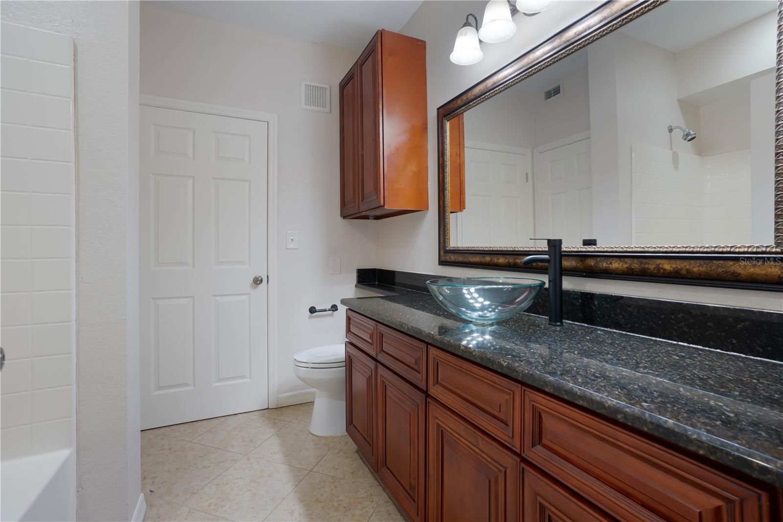 911 N ORANGE AVE #503