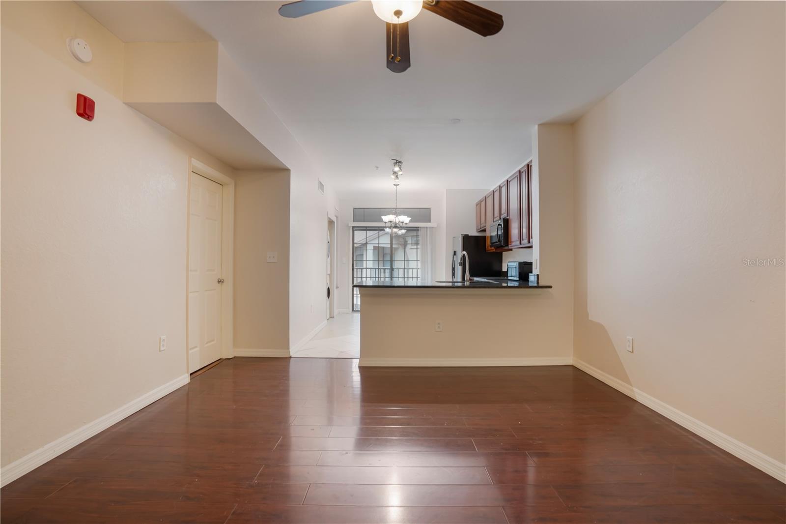 911 N ORANGE AVE #503