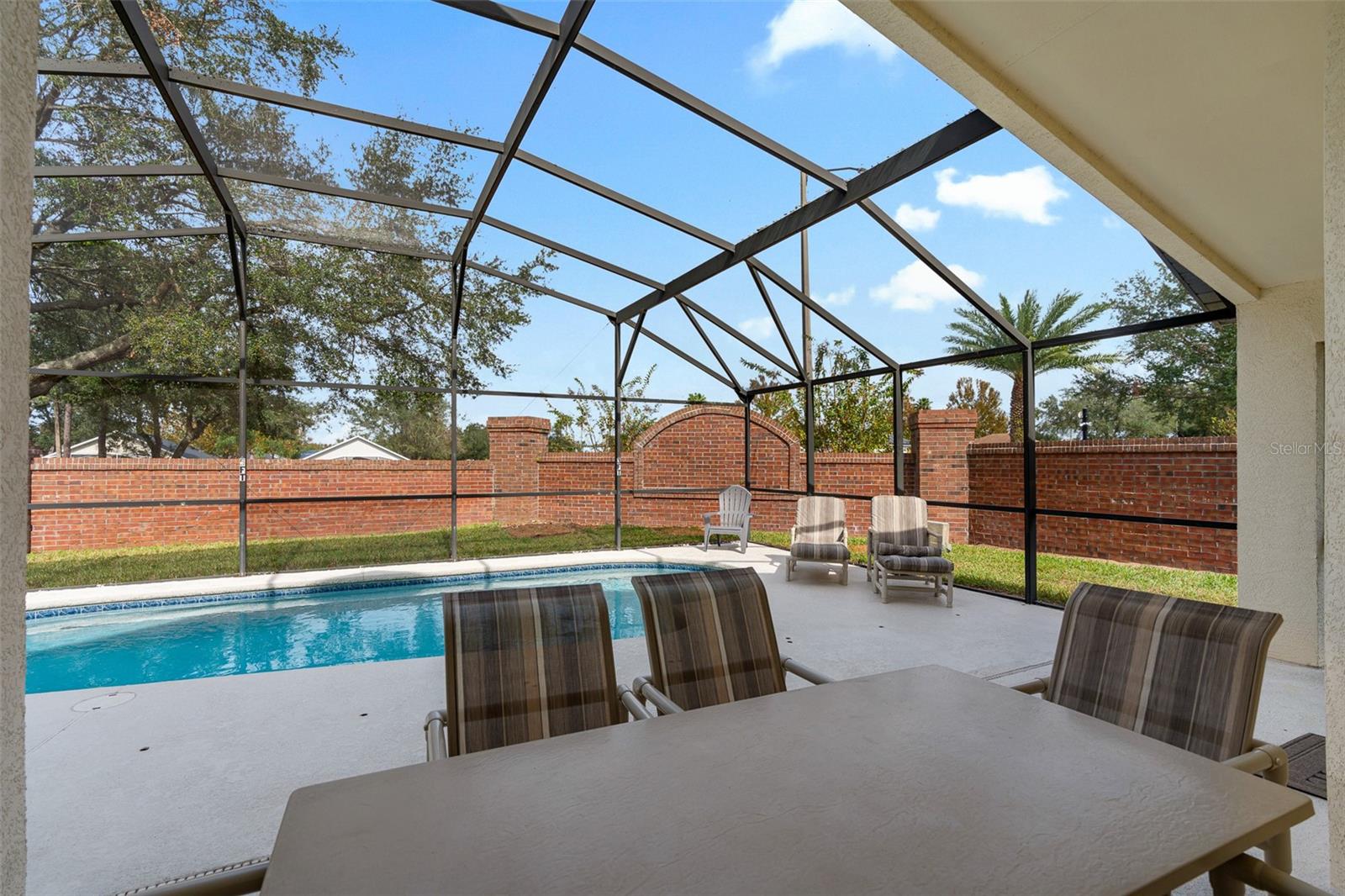 100 CASTERTON CIR