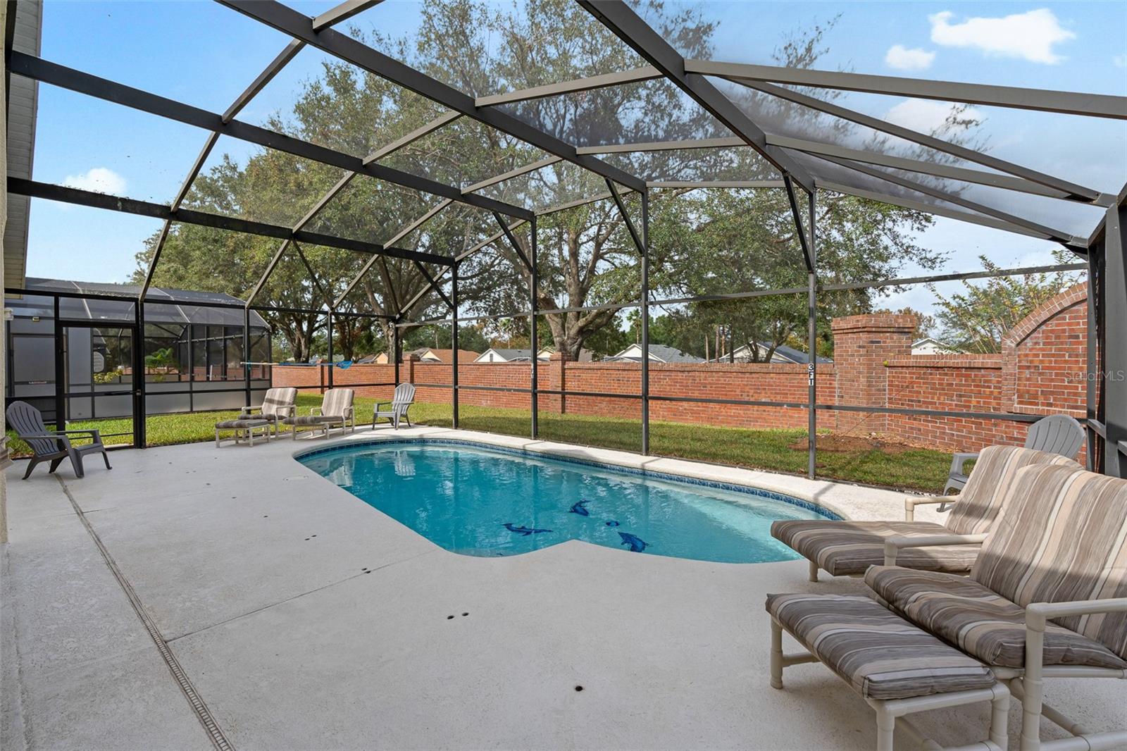 100 CASTERTON CIR