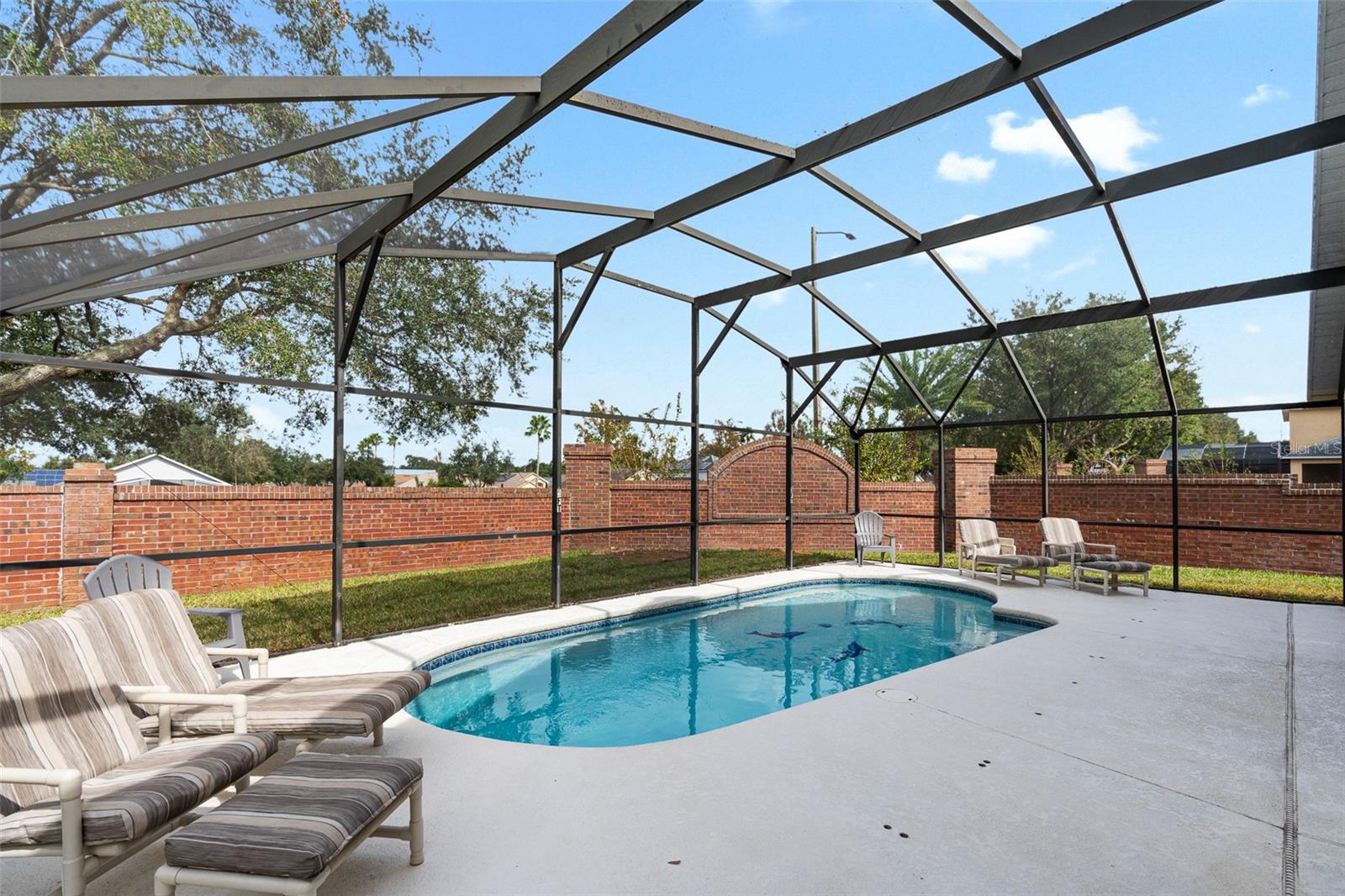 100 CASTERTON CIR