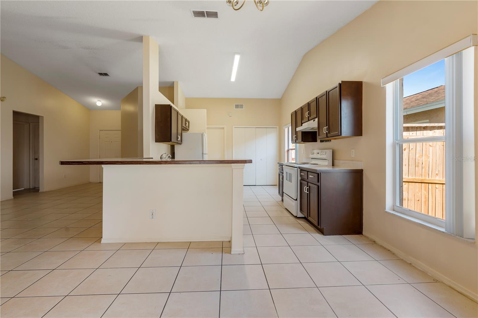 4683 CHEYENNE POINT TRL