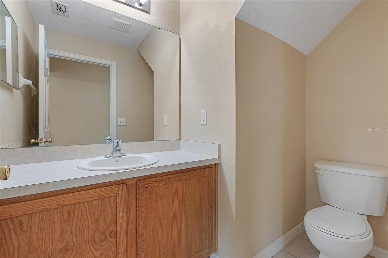 606 ASTOR DR