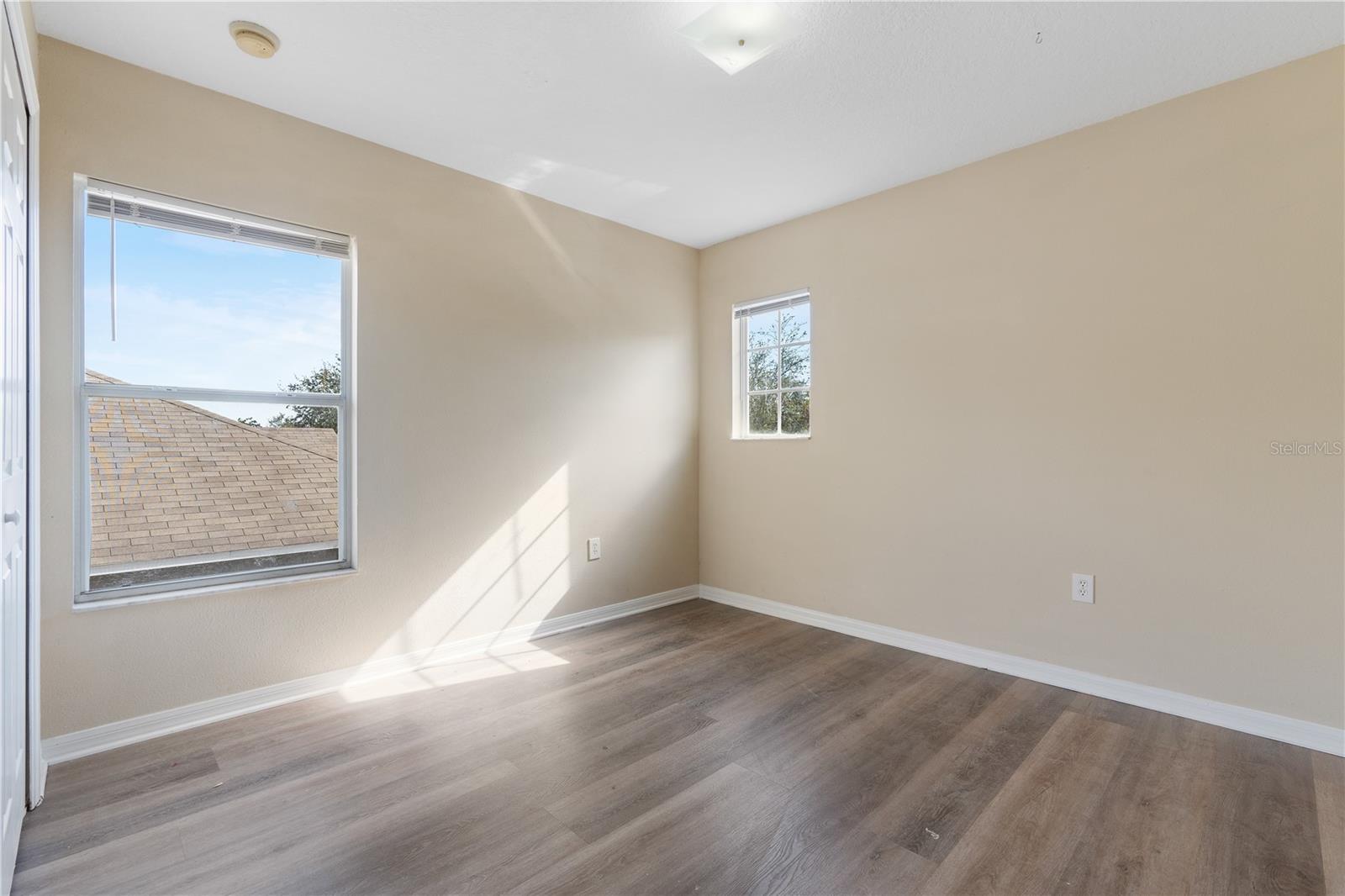 606 ASTOR DR