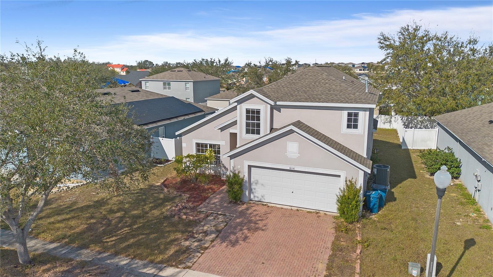606 ASTOR DR