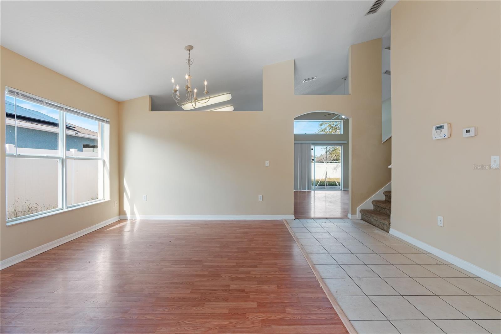 606 ASTOR DR