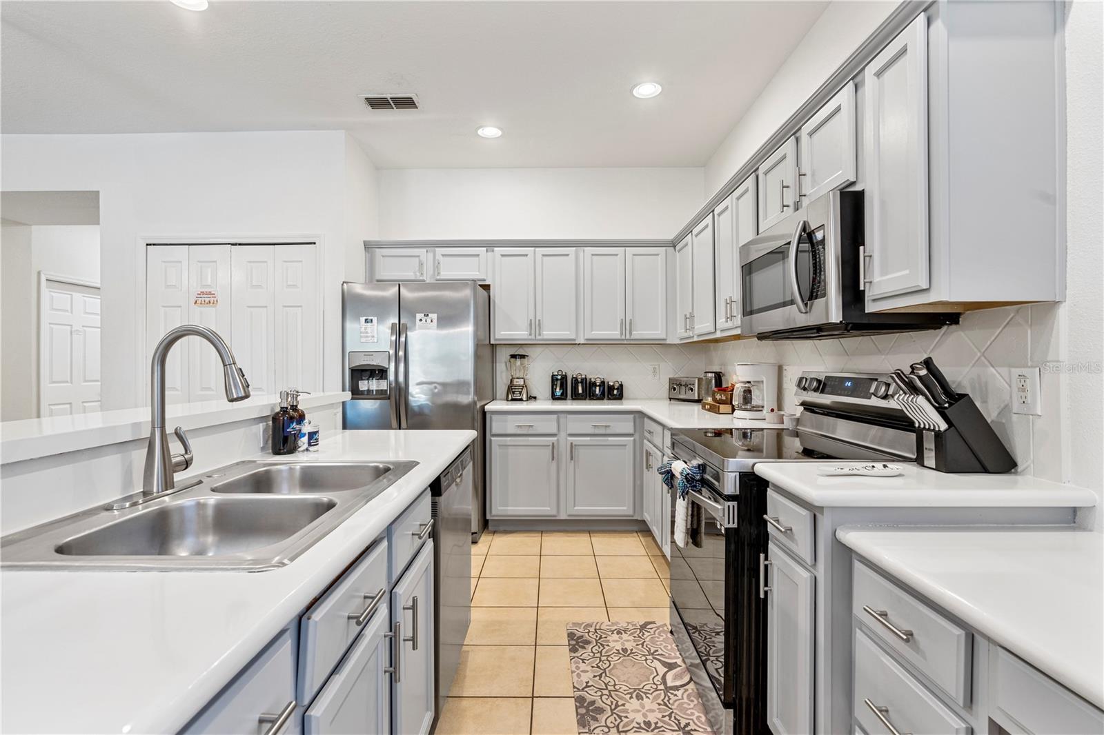 384 ORANGE COSMOS BLVD