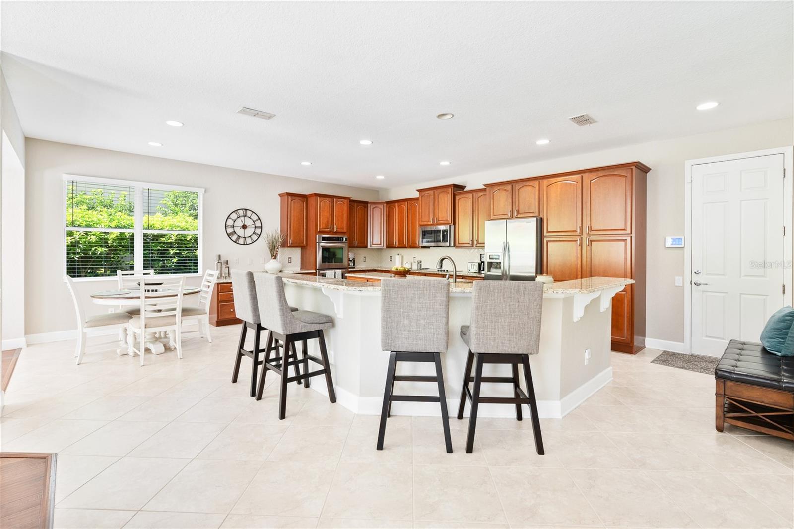 492 DOUGLAS EDWARD DR