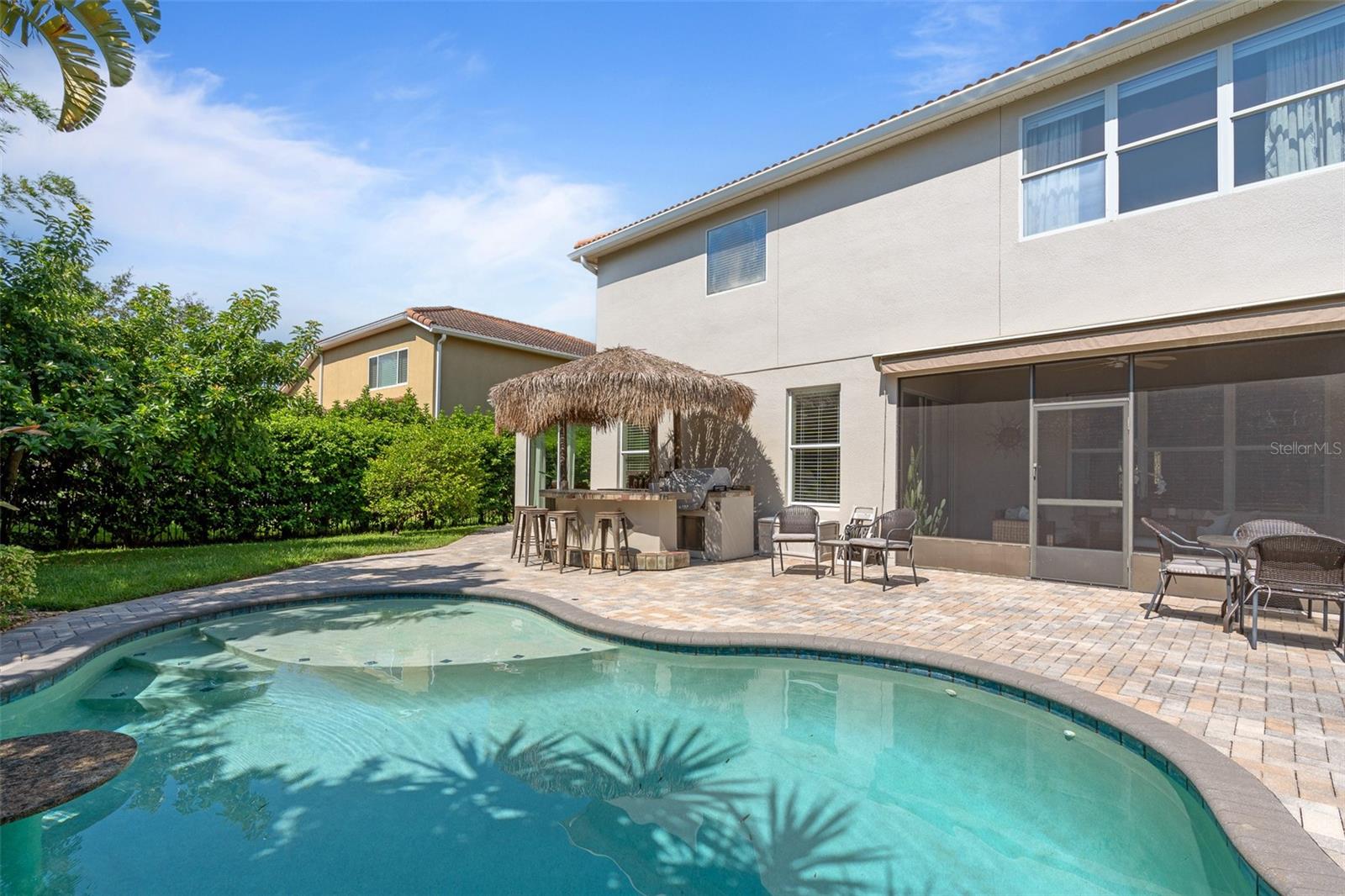 492 DOUGLAS EDWARD DR