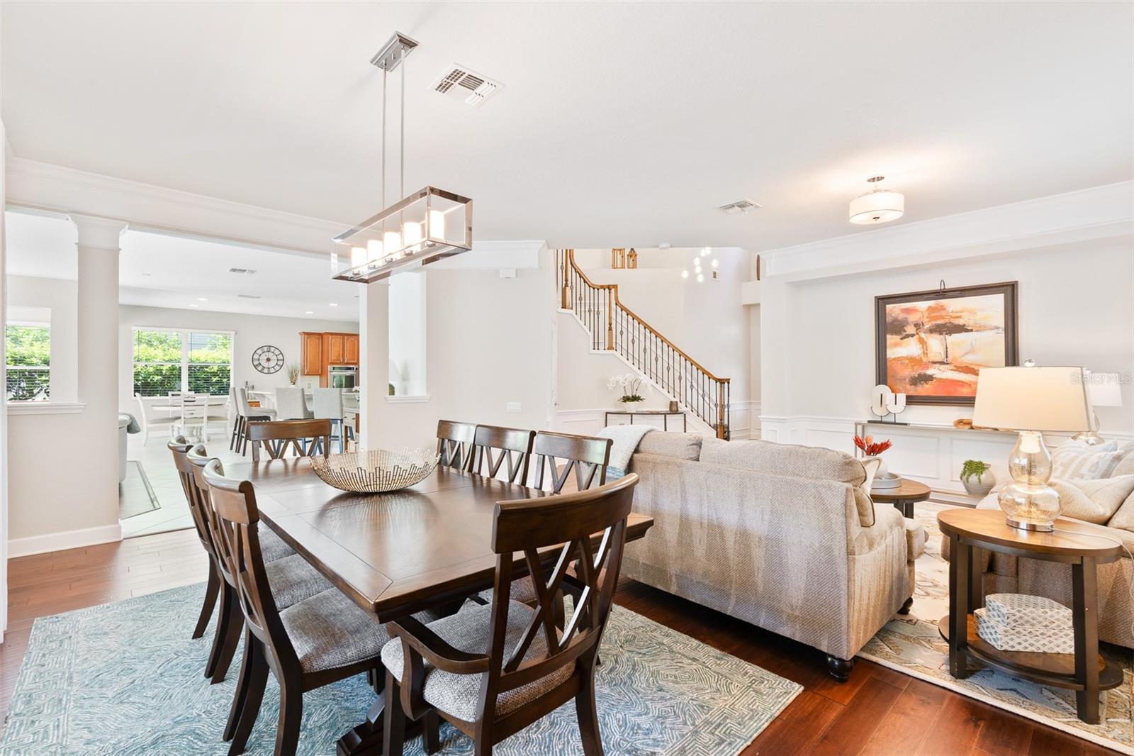 492 DOUGLAS EDWARD DR