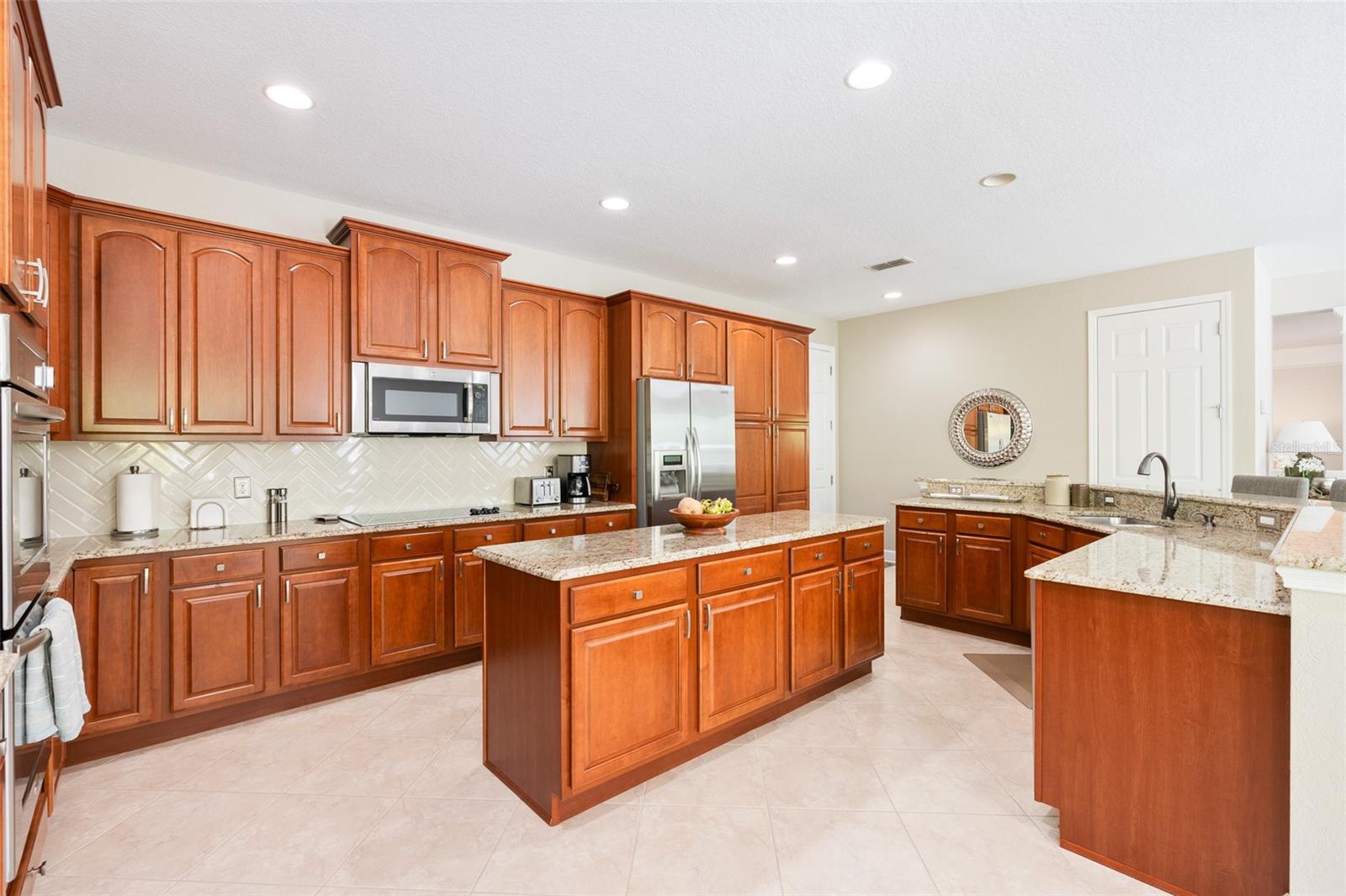 492 DOUGLAS EDWARD DR