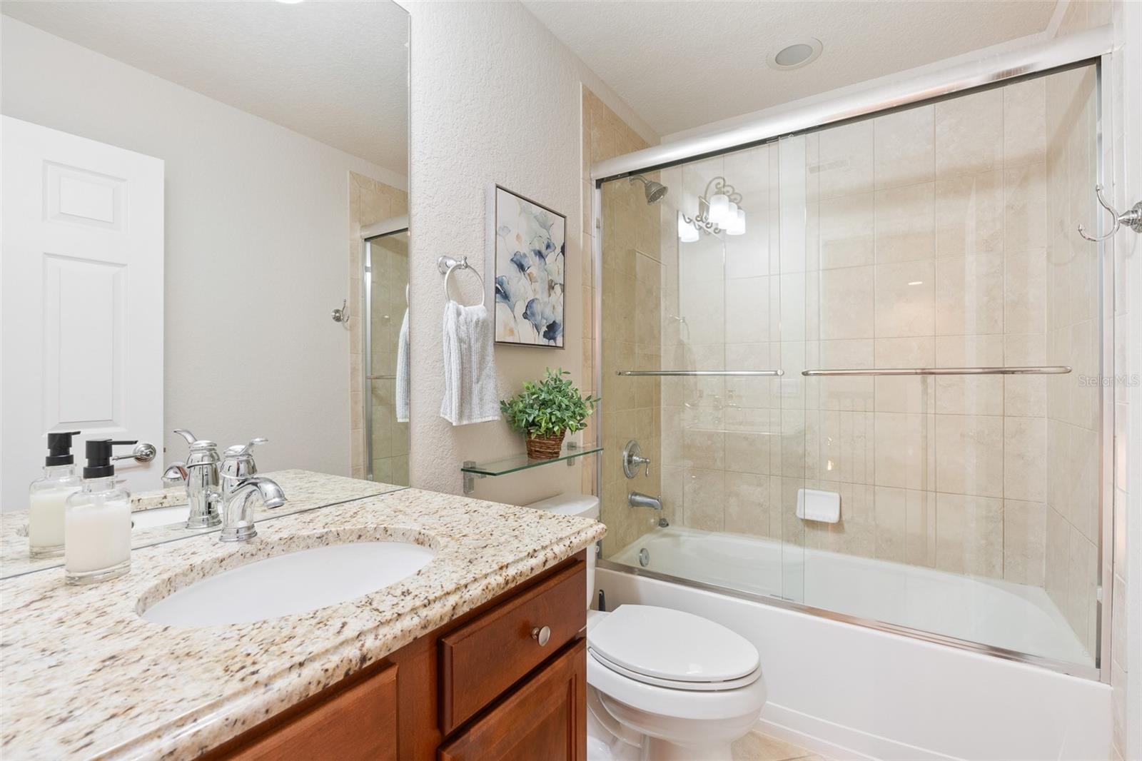 492 DOUGLAS EDWARD DR
