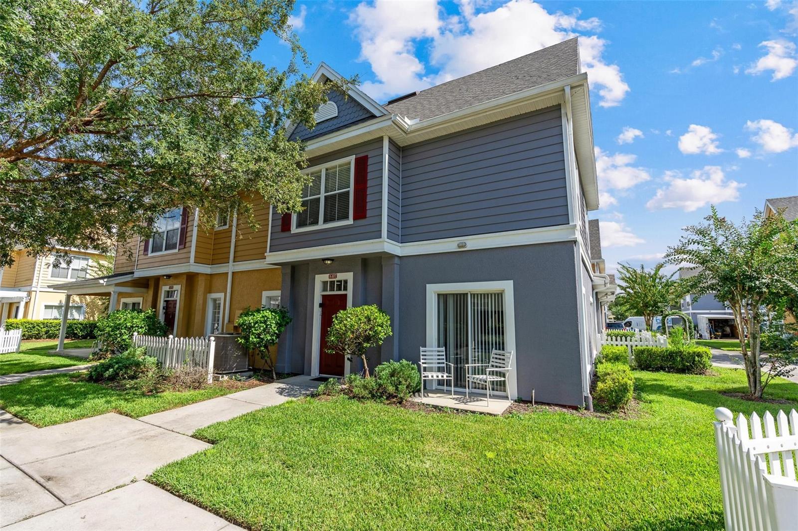 4601 YELLOWGOLD RD W #107