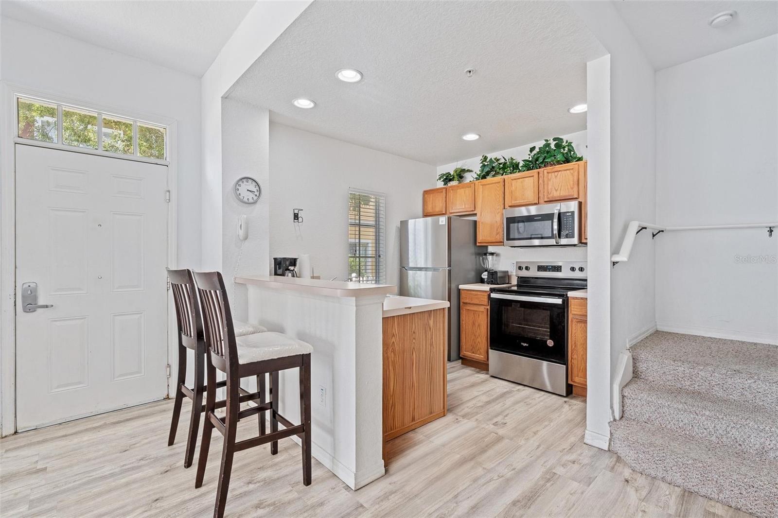 4601 YELLOWGOLD RD W #107