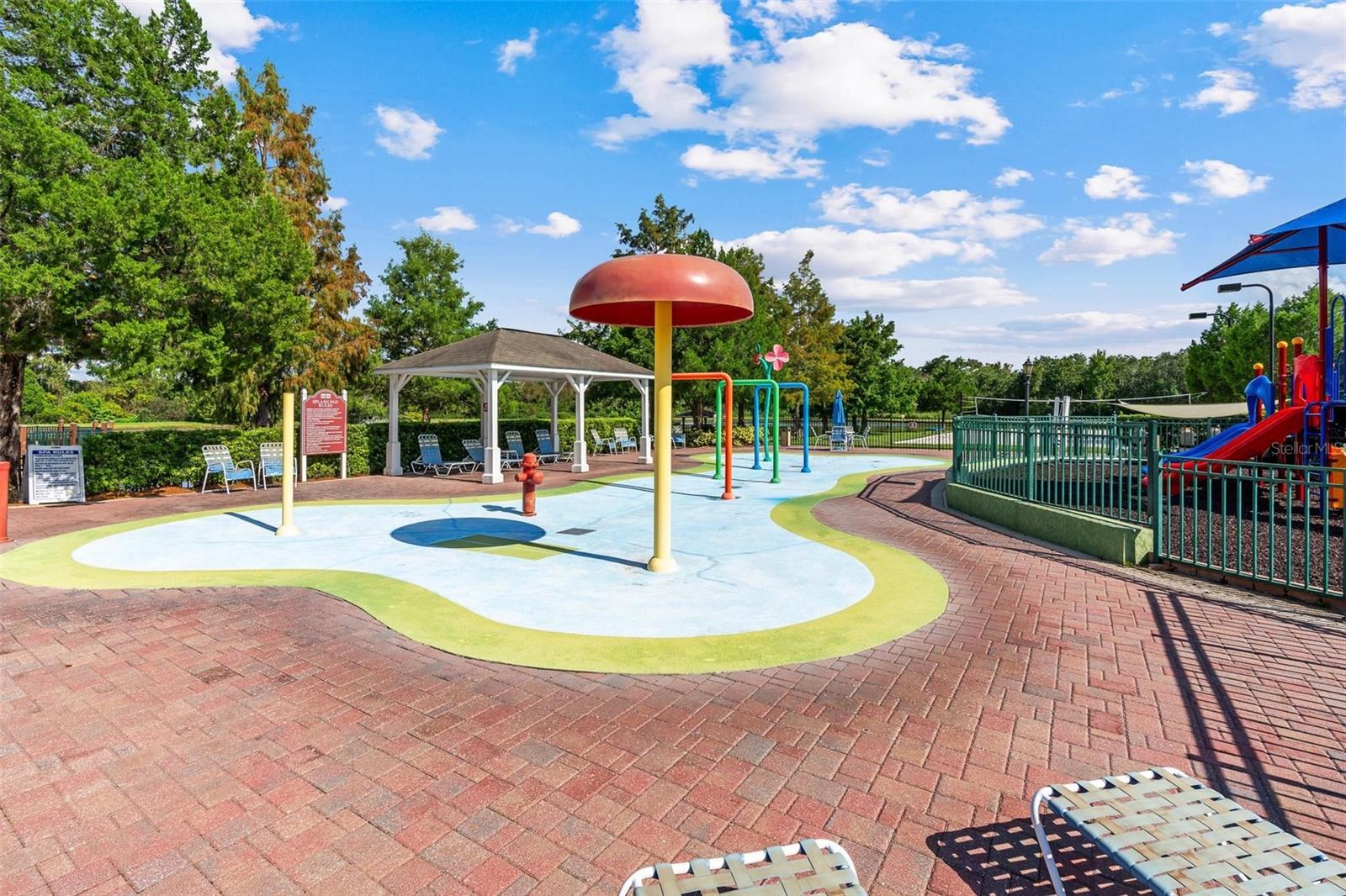 4601 YELLOWGOLD RD W #107