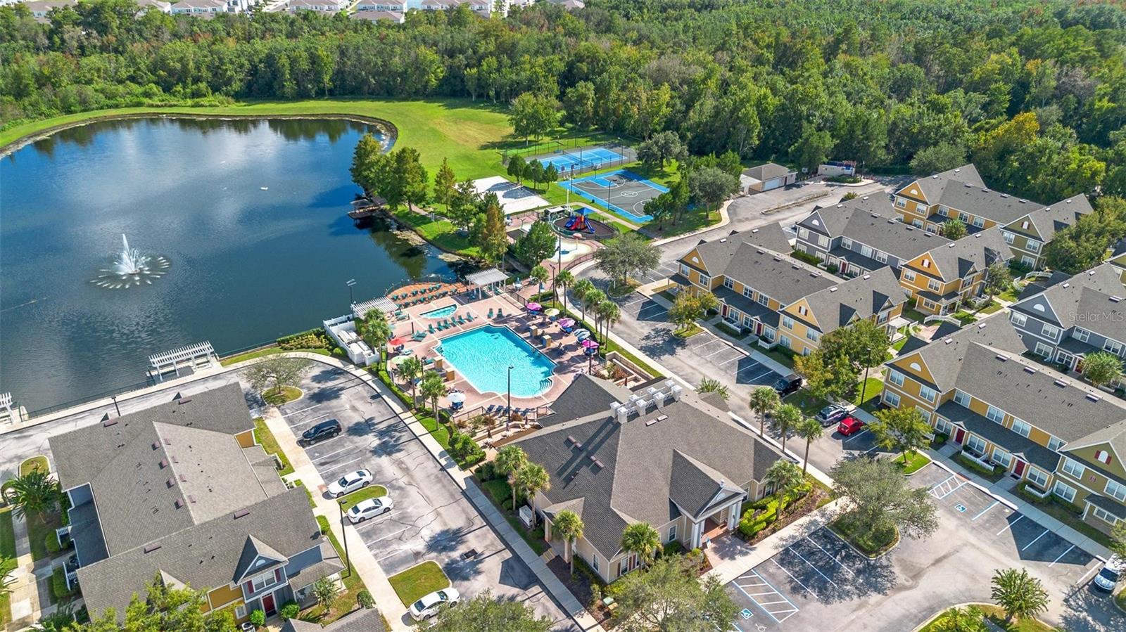 4601 YELLOWGOLD RD W #107