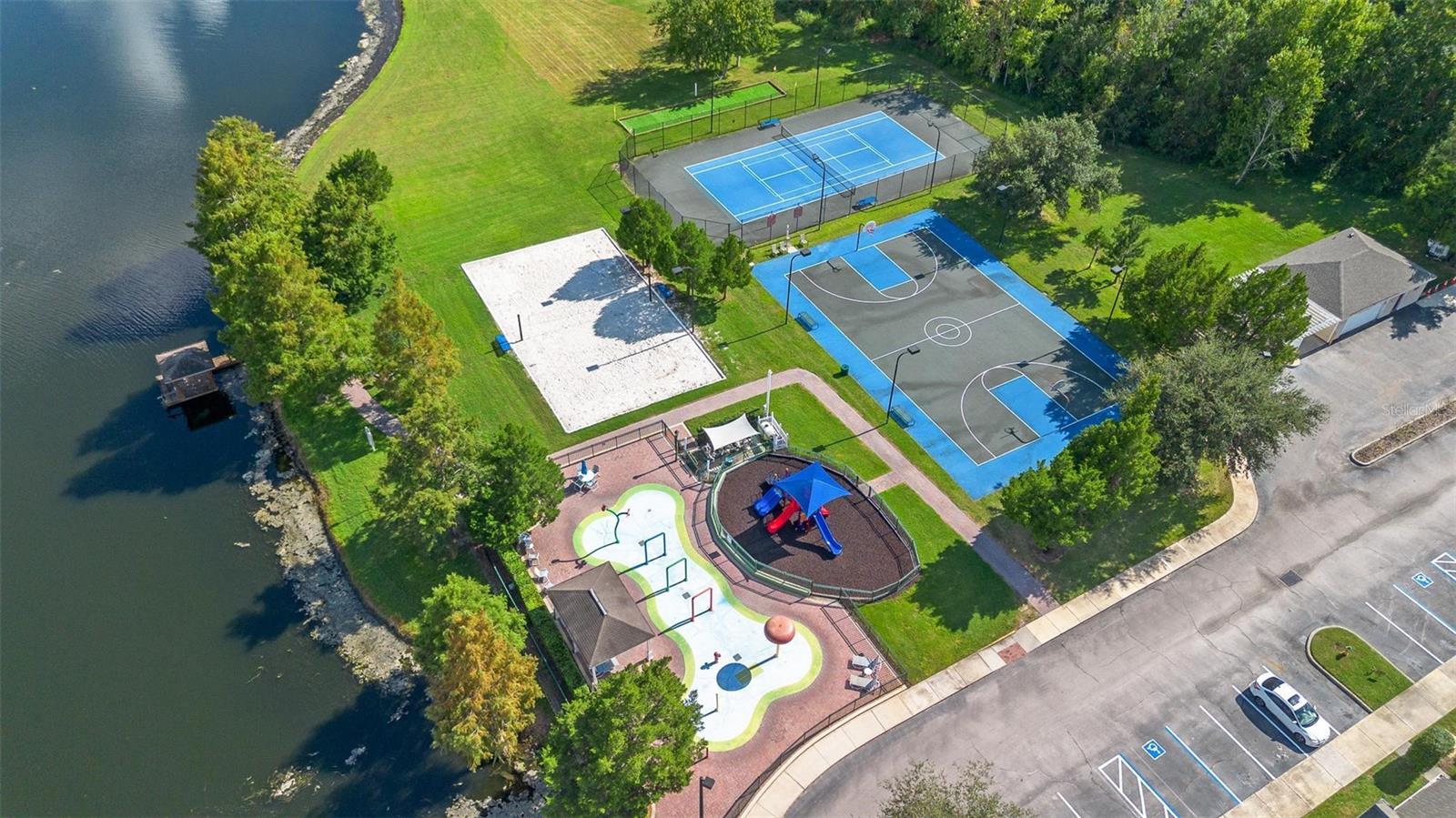 4601 YELLOWGOLD RD W #107