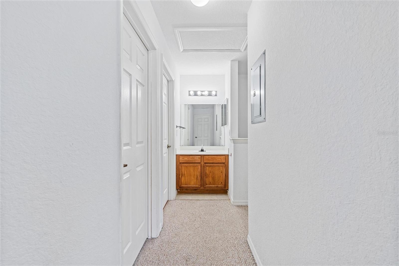 4601 YELLOWGOLD RD W #107