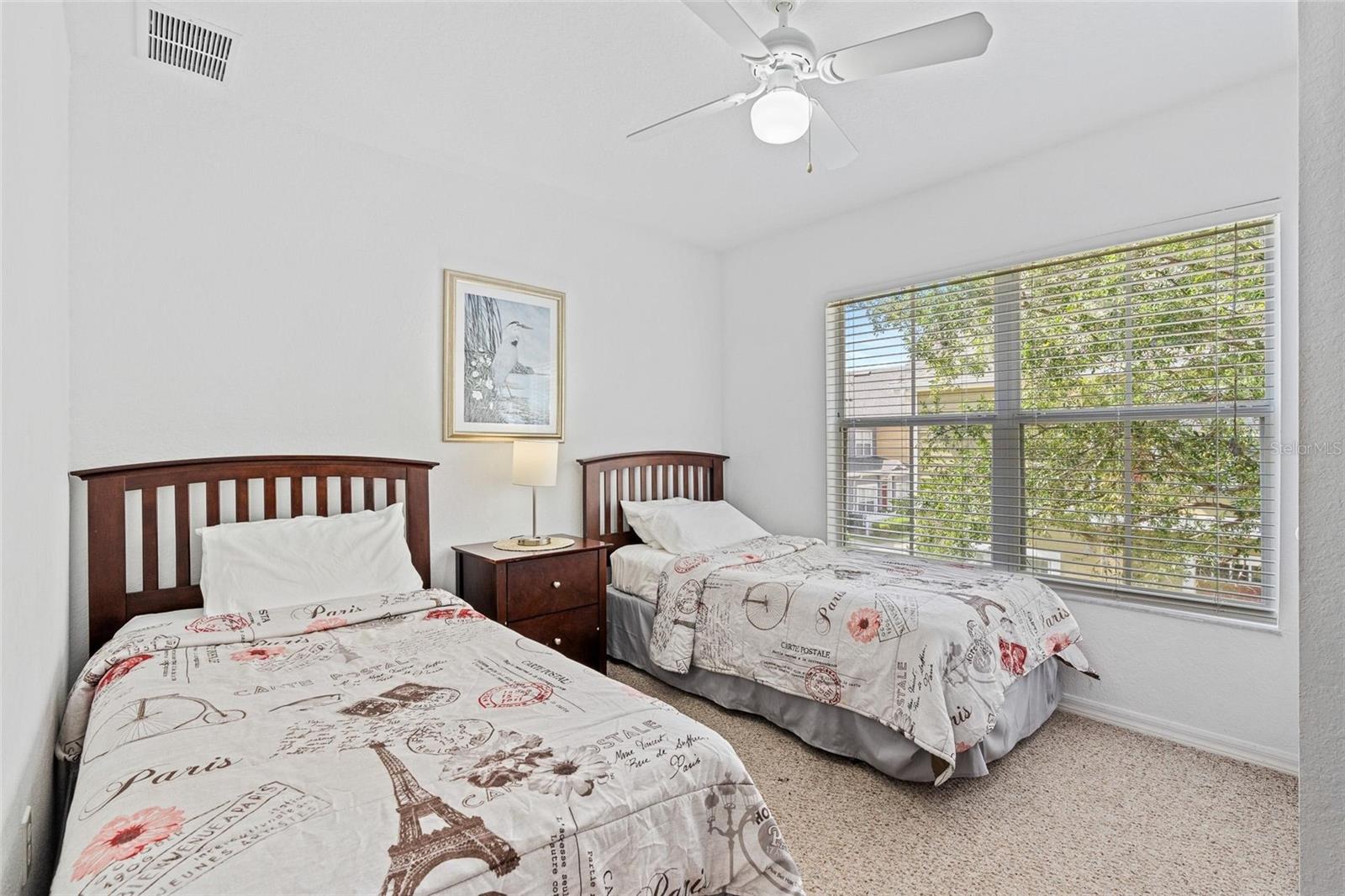 4601 YELLOWGOLD RD W #107