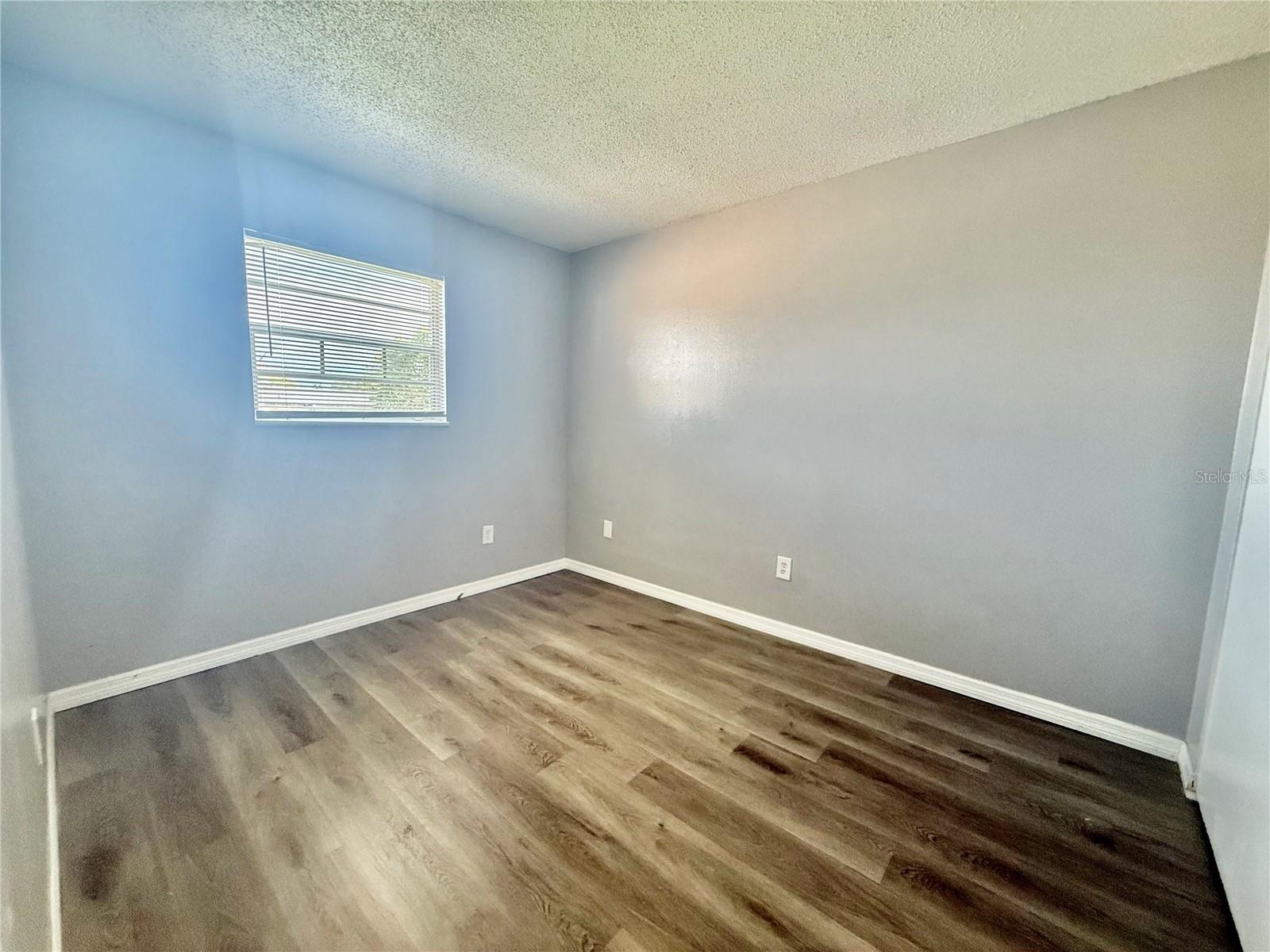 5325 CURRY FORD RD #202