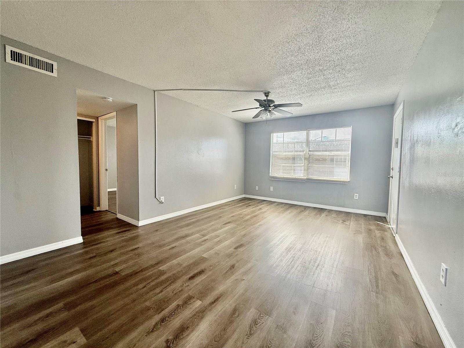 5325 CURRY FORD RD #202